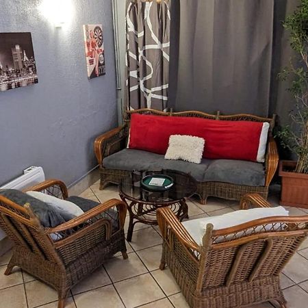 Chambres D'Hotes Les Lits Des Fees Saint-Floret Екстер'єр фото
