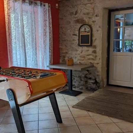 Chambres D'Hotes Les Lits Des Fees Saint-Floret Екстер'єр фото