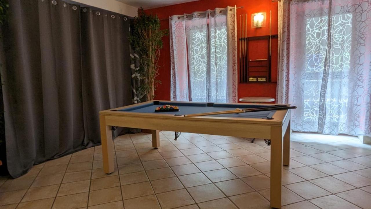 Chambres D'Hotes Les Lits Des Fees Saint-Floret Екстер'єр фото